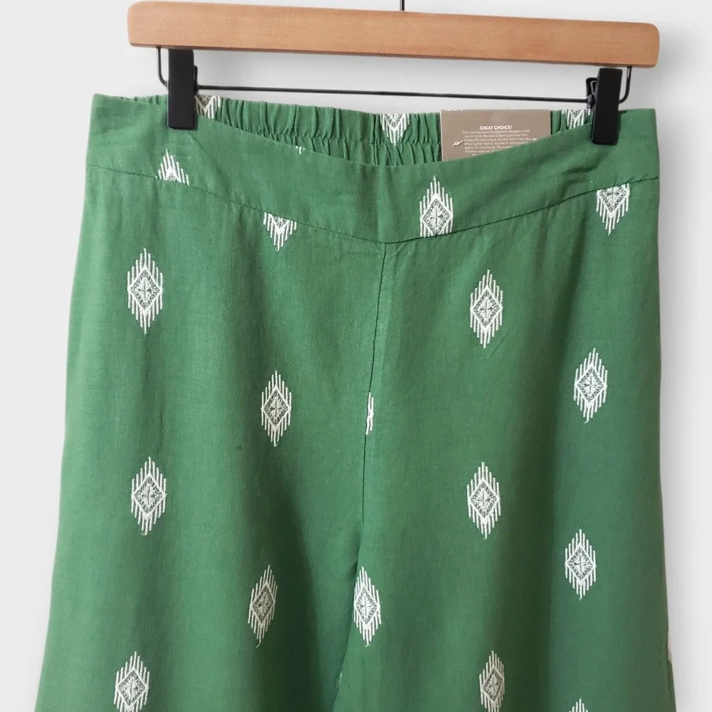 NWT Soft Surroundings Green Embroidered Linen Blend Wide Leg Crop Pants Small - Picture 2 of 12